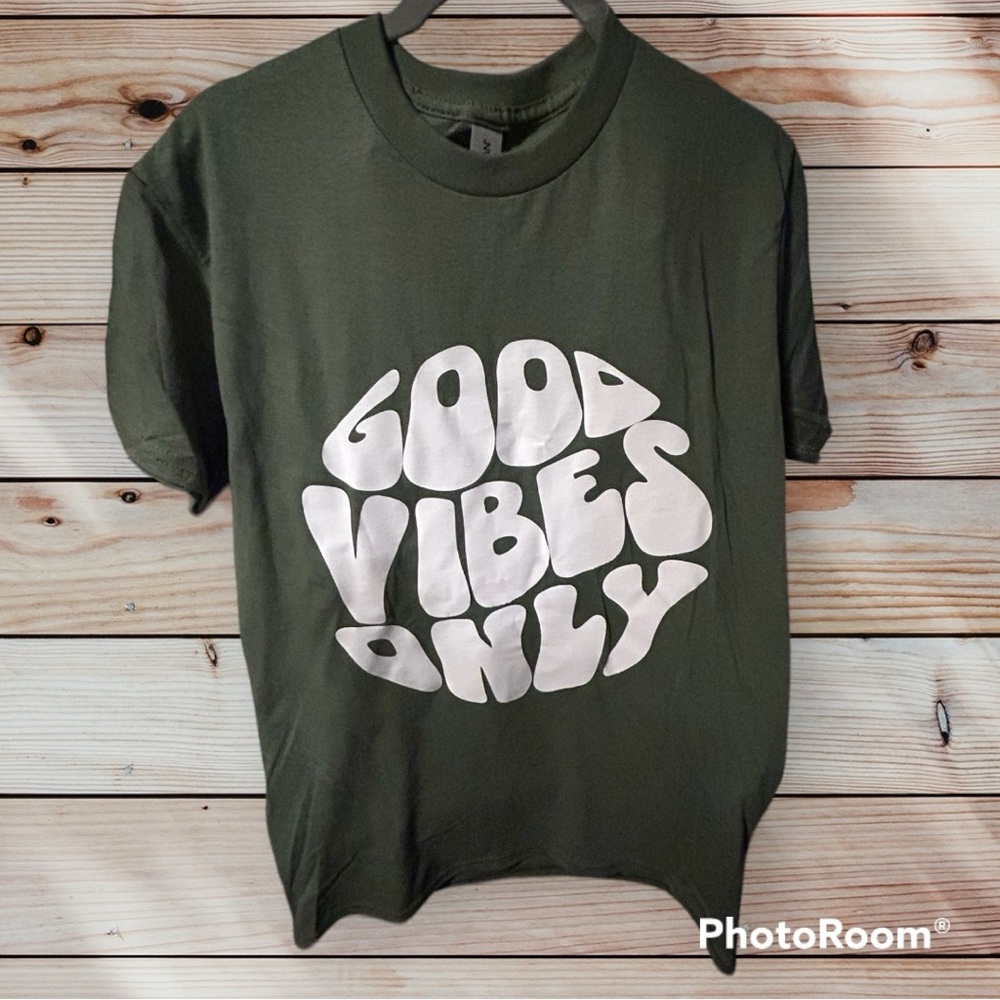 Good Vibes Tee